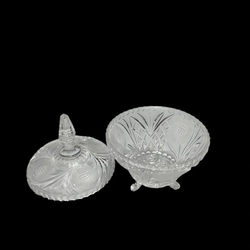 Vtg EAPG Footed Bowl & Lid Candy Dish Clear Glass Etched Flowers Leaves Design